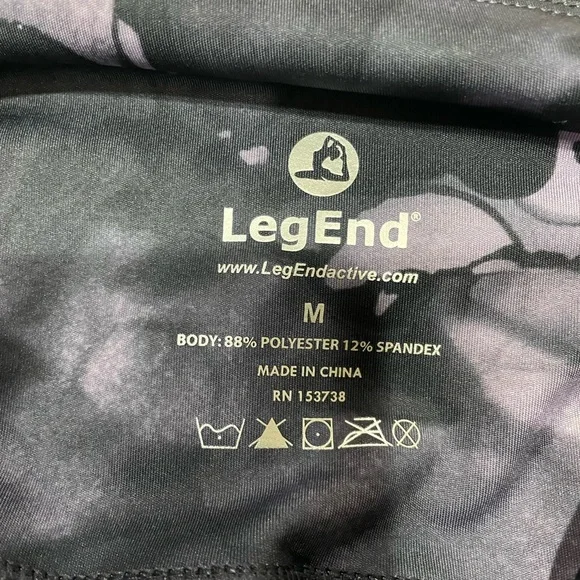 Leg End ladies high-waist leggings ~ NWT ~ Size Medium (7/8) ~ Black/purple - Picture 3 of 6